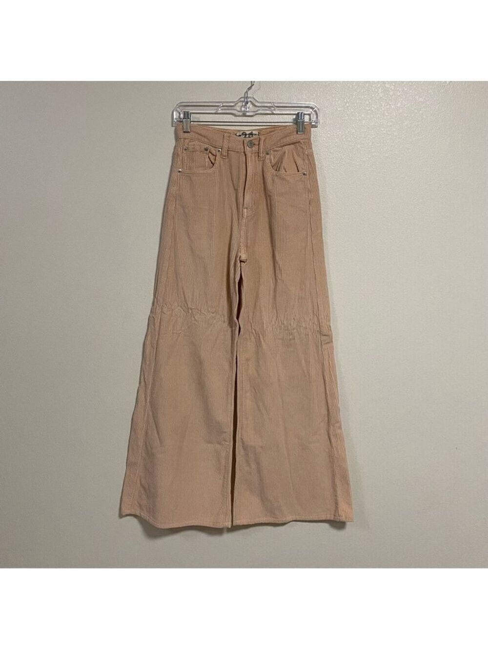 We the Free Pants Women’s Size 0/24 Peach Corduroy Wide-Leg Pants Free People